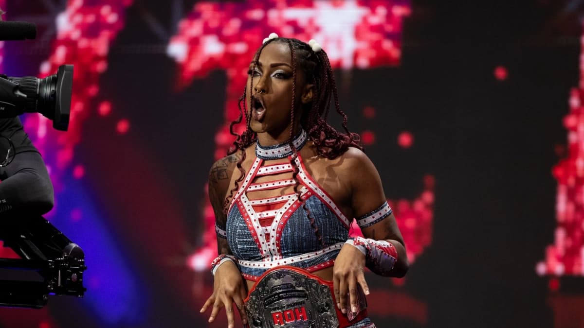 Red Velvet dancing with the ROH Women's TV Title