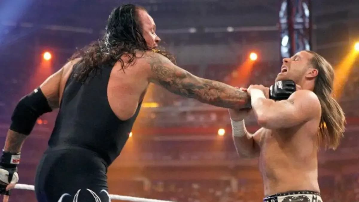 Undertaker Shawn Michaels WrestleMania 26.jpg