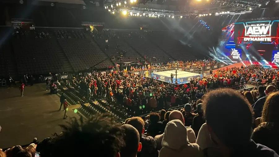 AEW Dynamite rubbish attendance.jpg