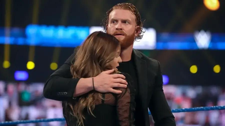 Buddy Murphy- Aalyah Mysterio- WWE SmackDown October 2020.jpg