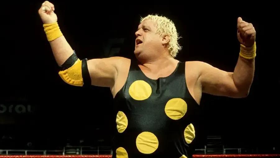 Dusty Rhodes WWE polka dots.jpg