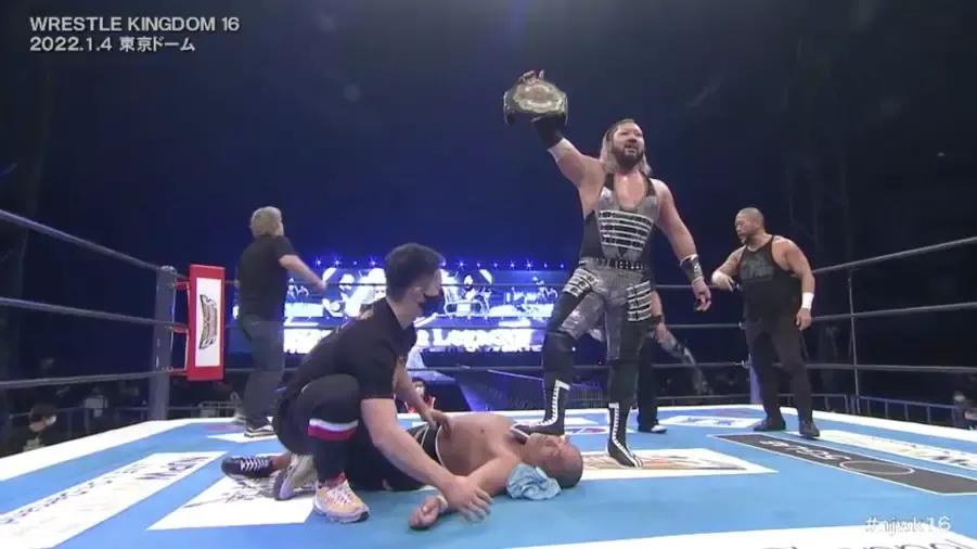 EVIL Never Title win Wrestle Kingdom 16.jpg