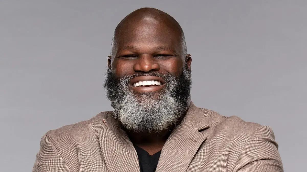 Mark Henry WWE Portrait 2019.jpg