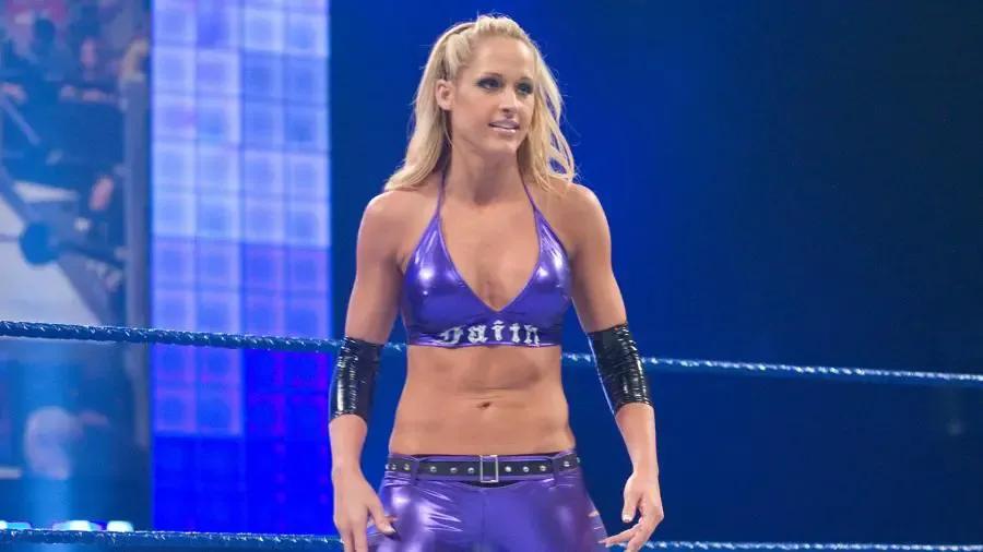 Michelle mccool bio