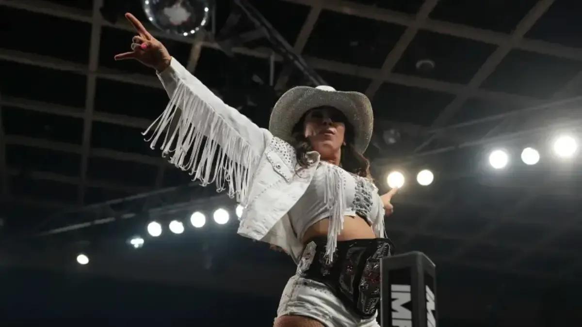 Mickie James Entrance IMPACT 2023.jpg