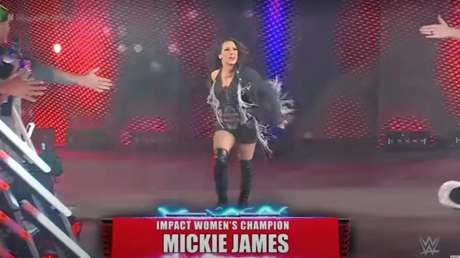 Mickie James Royal Rumble 2022.png