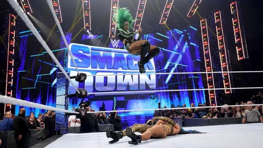 Shotzi- Sasha Banks- WWE SmackDown- October 2021.jpg