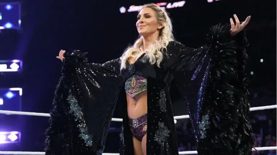 e3cc3a18fc11df56e26d024313b142954911e6d5-charlotte-Flair.jpg