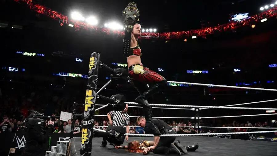 https://cultaholic.com/files/images/2bc750659ea5ad98f44ed21ab20d027f6d654d48-Shayna-Baszler.jpg