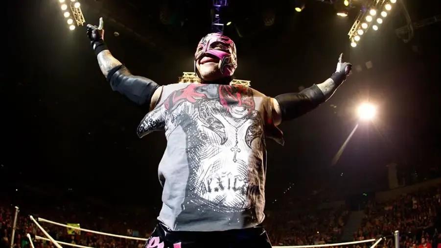 https://cultaholic.com/files/images/7c1f9eef5f605bbd6d4faedbf790f164d0d5af0a-rey-mysterio.jpg