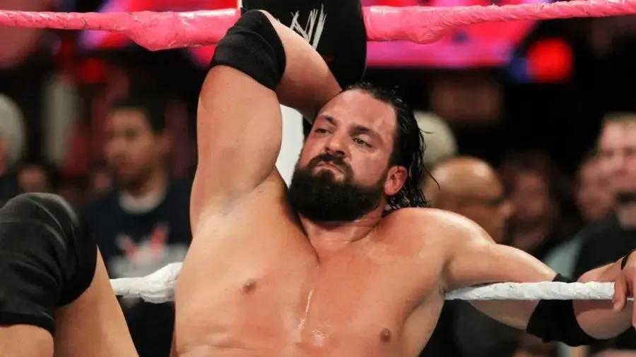 https://cultaholic.com/files/images/b3997cef9868d12f3c2b3a81e38779e8bc21e6db-Damien-Sandow.jpg