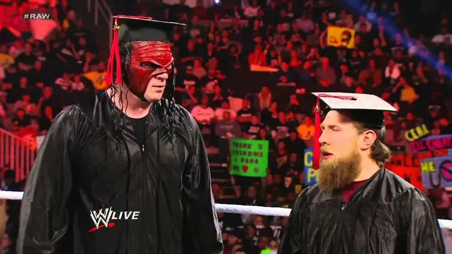 https://cultaholic.com/files/images/51caf436db0a845ebe88bfc7107885c9adf9174a-team-hell-no-kane-daniel-bryan.jpg