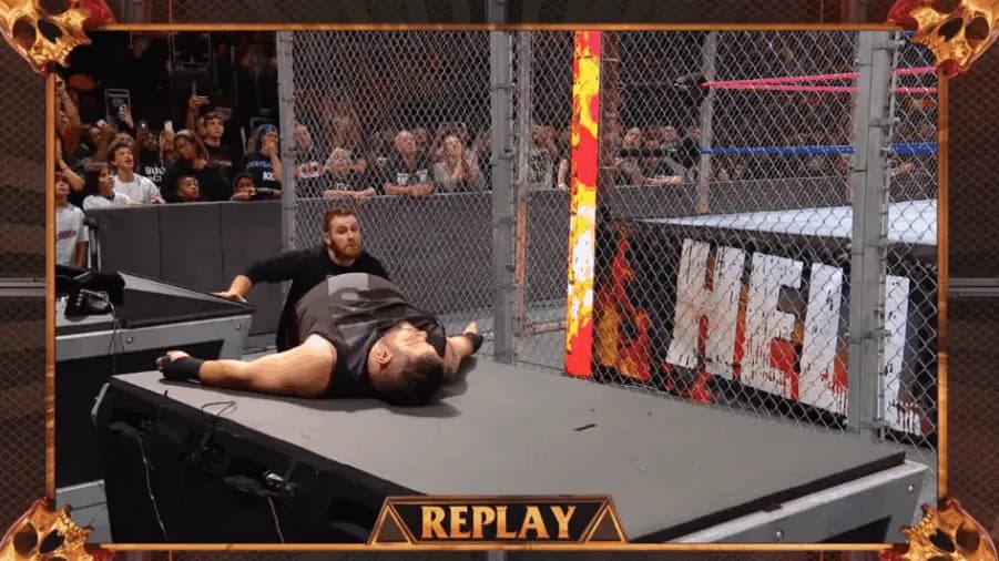 https://cultaholic.com/files/images/b19b8c8d1b00b9059ce2d72982dd1c0ab4c62cb6-owens-zayn-shane-mcmahon-hell-in-a-cell-2017.gif