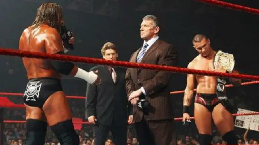 https://cultaholic.com/files/images/daf1aa489a1e4f05a38d30928988ae91b8cfb6c7-triple-h-william-regal-vince-mcmahon-randy-orton-no-mercy-2007.jpg